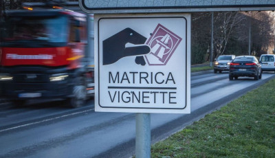 Megszűnik a k&eacute;nyelmi d&iacute;j az online aut&oacute;p&aacute;lya-matric&aacute;kn&aacute;l, &aacute;tlagosan 400 Ft-al olcs&oacute;bbak lesznek a matric&aacute;k