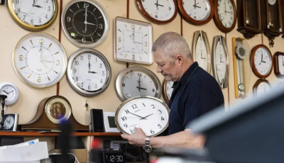 H&eacute;tv&eacute;g&eacute;n &oacute;ra&aacute;t&aacute;ll&iacute;t&aacute;s!