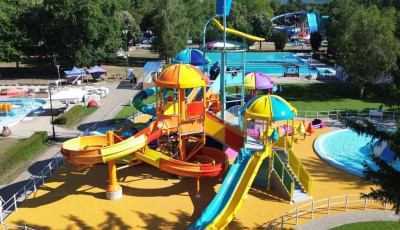 M&aacute;r l&aacute;togathat&oacute; Borsod &uacute;j v&iacute;zi &eacute;lm&eacute;nyparkja, a Pancsol&oacute; Paradicsom