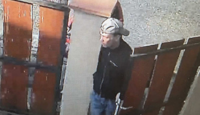 FIGYELEM! - Ezt a k&eacute;t besurran&oacute; tolvajt keresik a miskolci rendőr&ouml;k