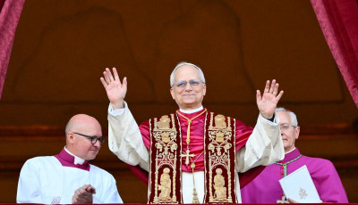 XIV. Le&oacute; nevet v&aacute;lasztotta mag&aacute;nak az &uacute;j p&aacute;pa