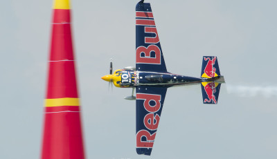 Minden idők legnagyobb műrep&uuml;lő verseny&eacute;t rendezik meg szeptemberben a Balatonn&aacute;l