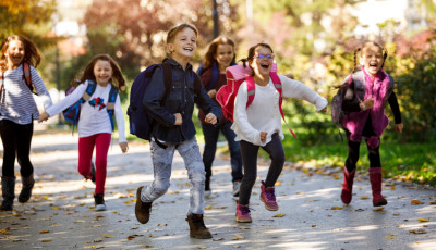 Rekordhossz&uacute; tavaszi sz&uuml;netnek &ouml;r&uuml;lhetnek id&eacute;n az iskol&aacute;sok