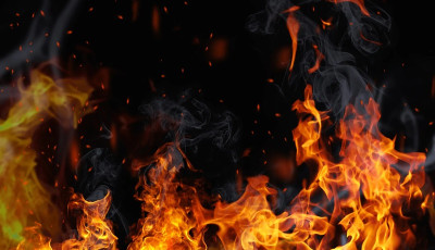 L&aacute;ngolt egy pince Bog&aacute;cson