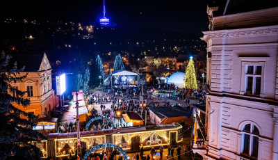 Advent Miskolcon - Mutatjuk milyen programokkal v&aacute;rnak benneteket